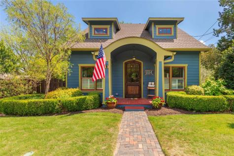 804 N College Street Mckinney TX 75069