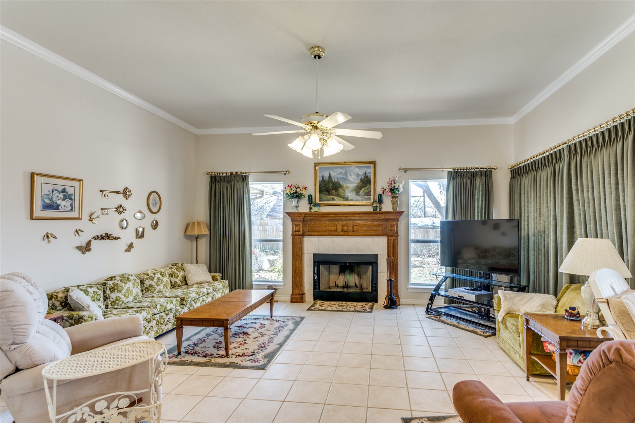 345 Huggins Drive Springtown TX 76082