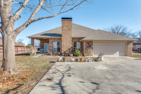 345 Huggins Drive Springtown TX 76082