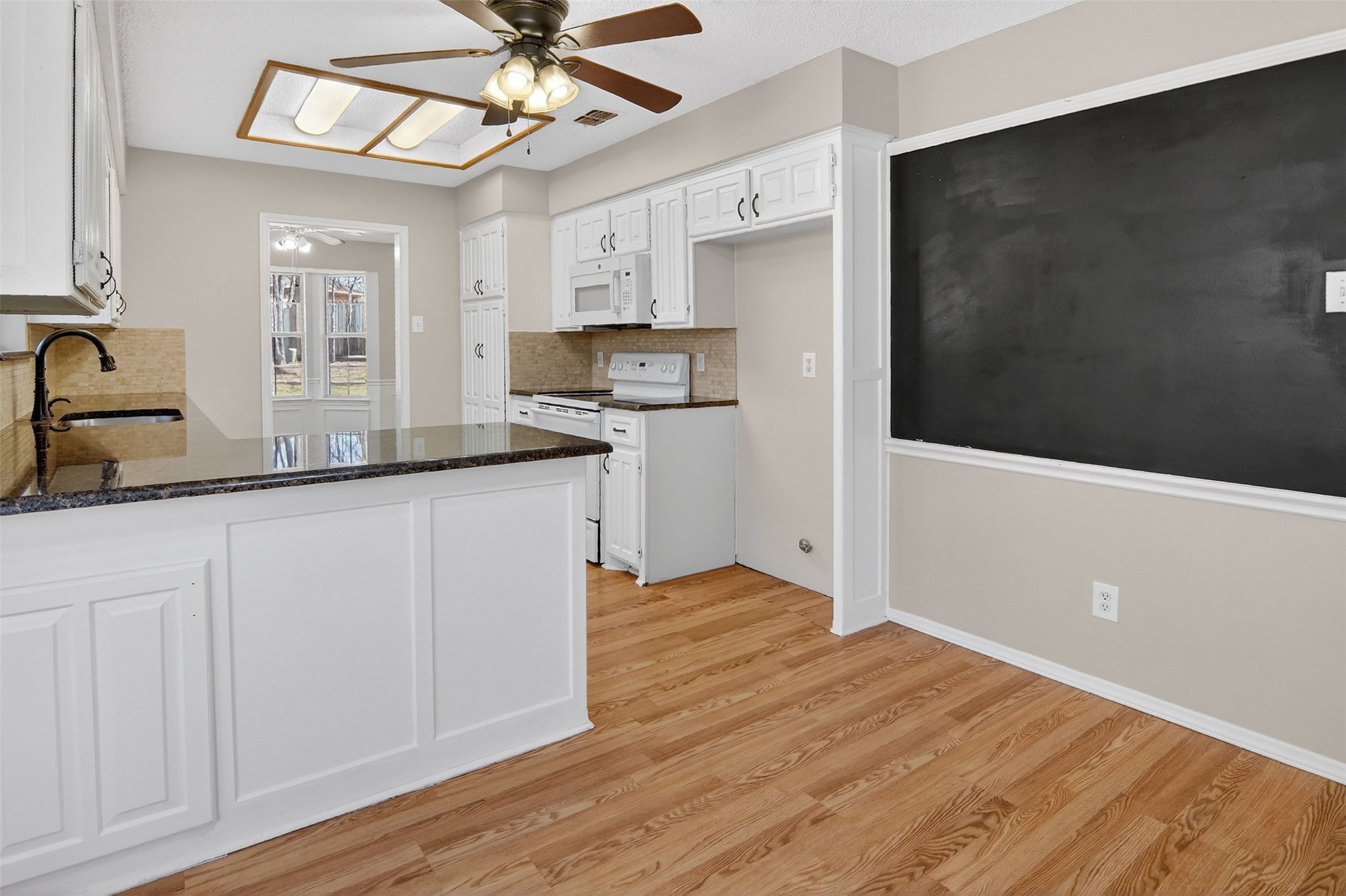 122 Camelot Drive Weatherford TX 76086