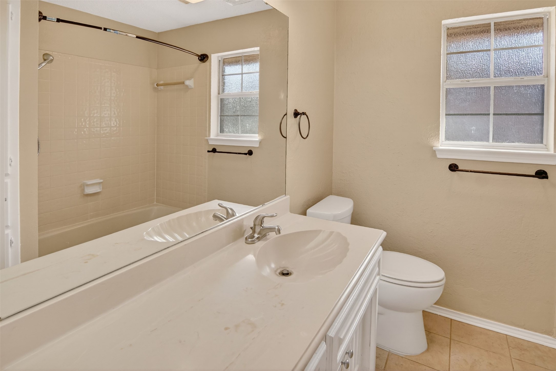 122 Camelot Drive Weatherford TX 76086