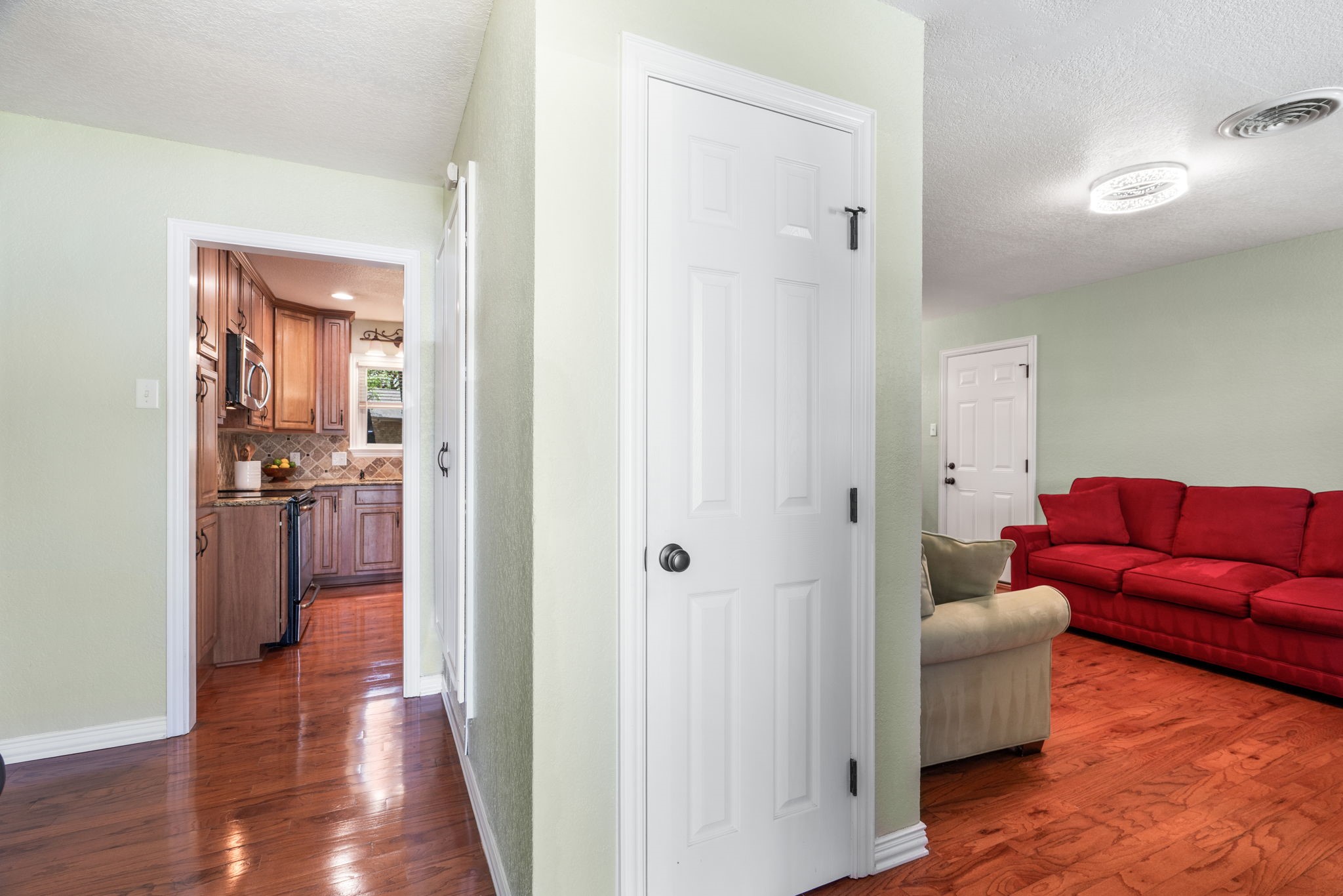 1702 Hendrix Drive Irving TX 75061