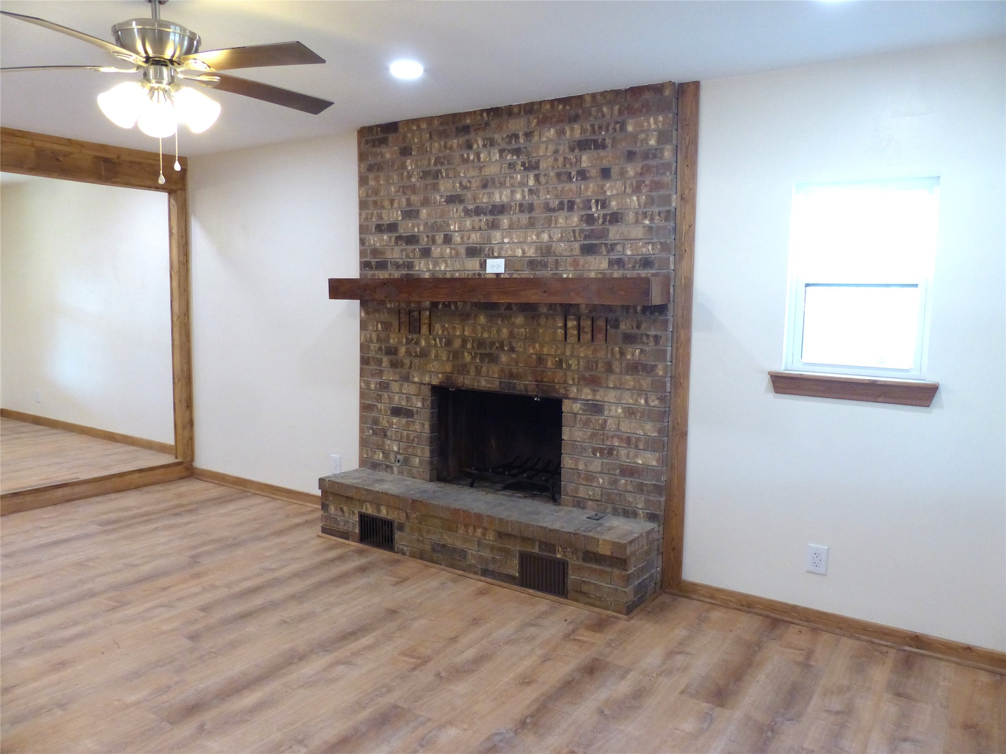 1922 S Pine Brady TX 76825