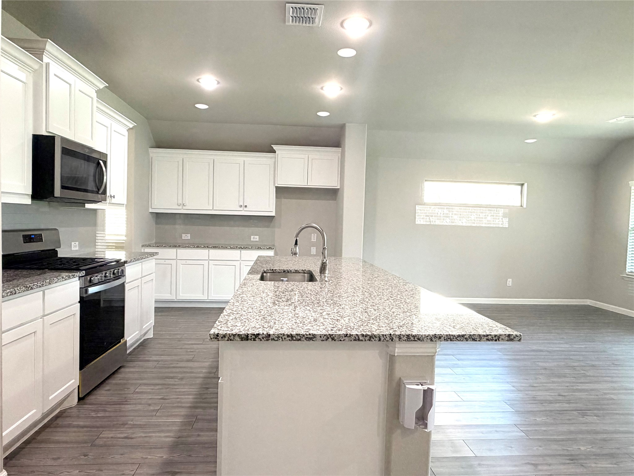 218 Brookview Drive Lavon TX 75166
