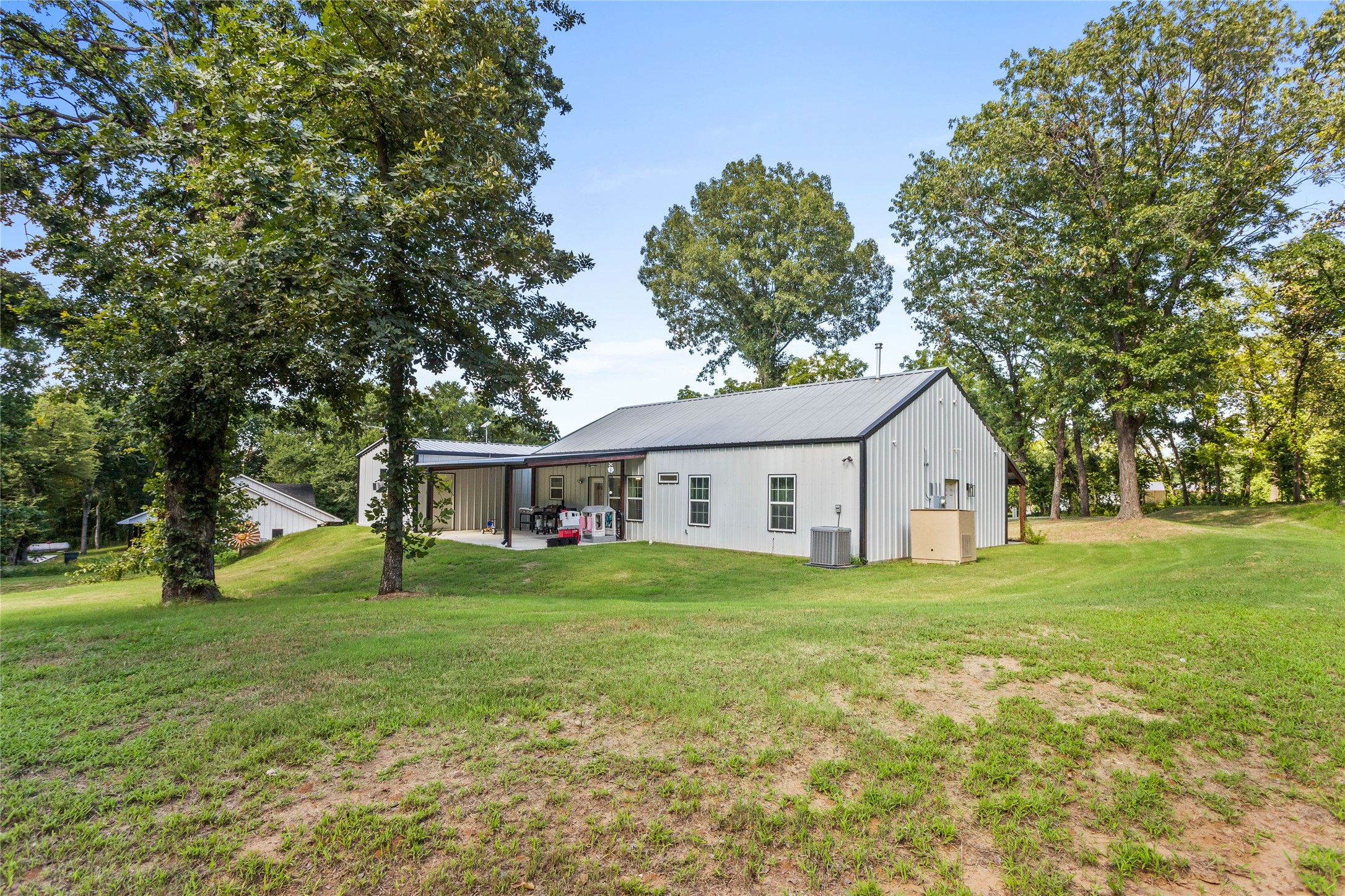 1685 Fleming Road Bells TX 75414