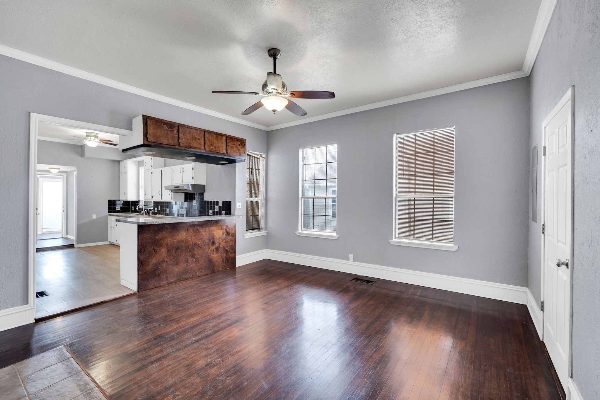 620 E Elm Street Hillsboro TX 76645