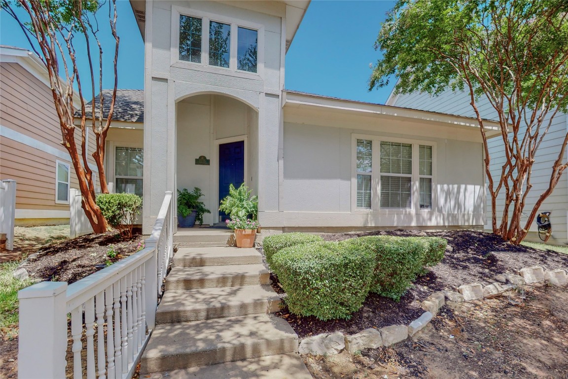 1225 King George Lane Savannah TX 76227