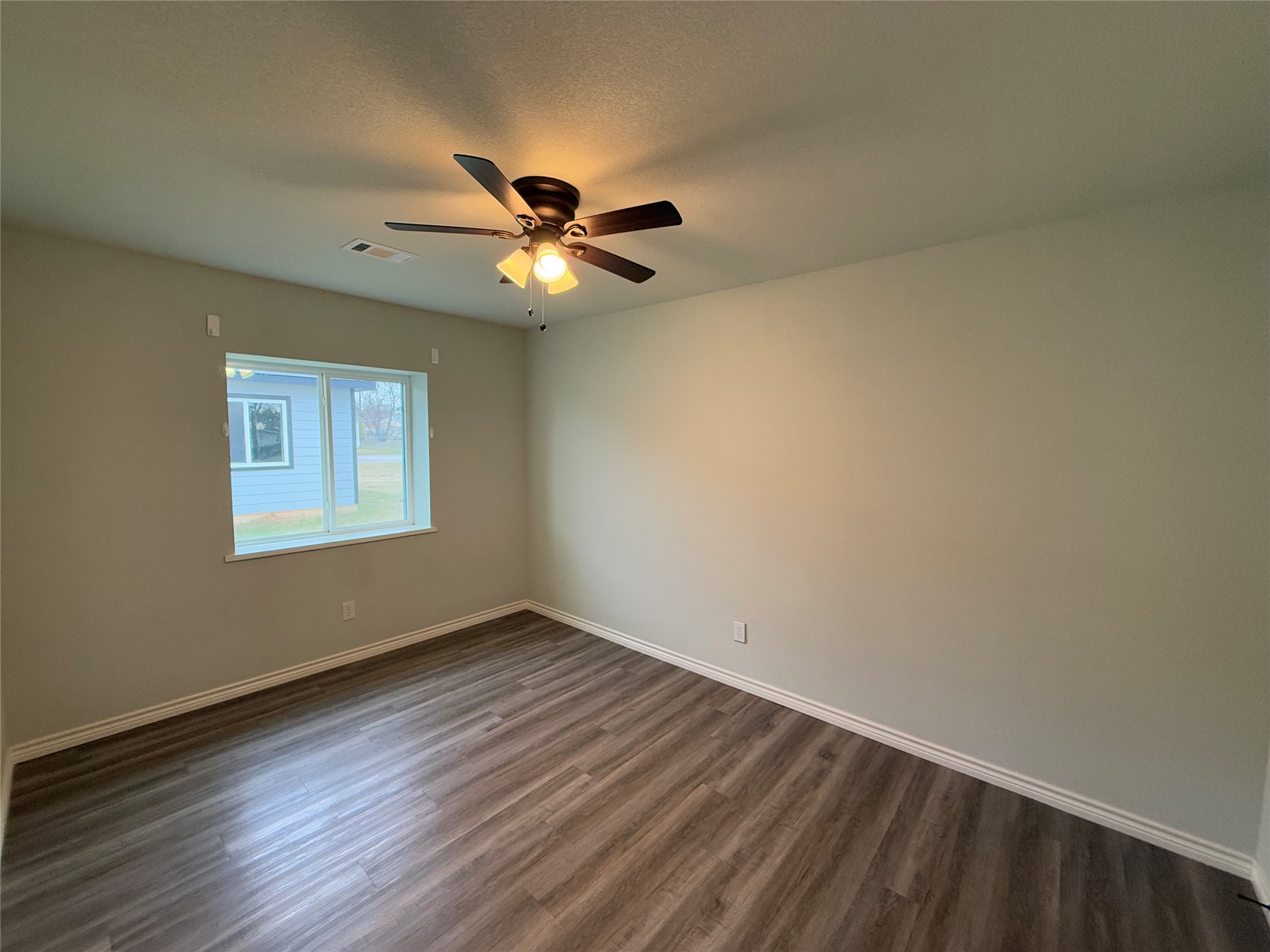 303 Ussery Street Bowie TX 76230