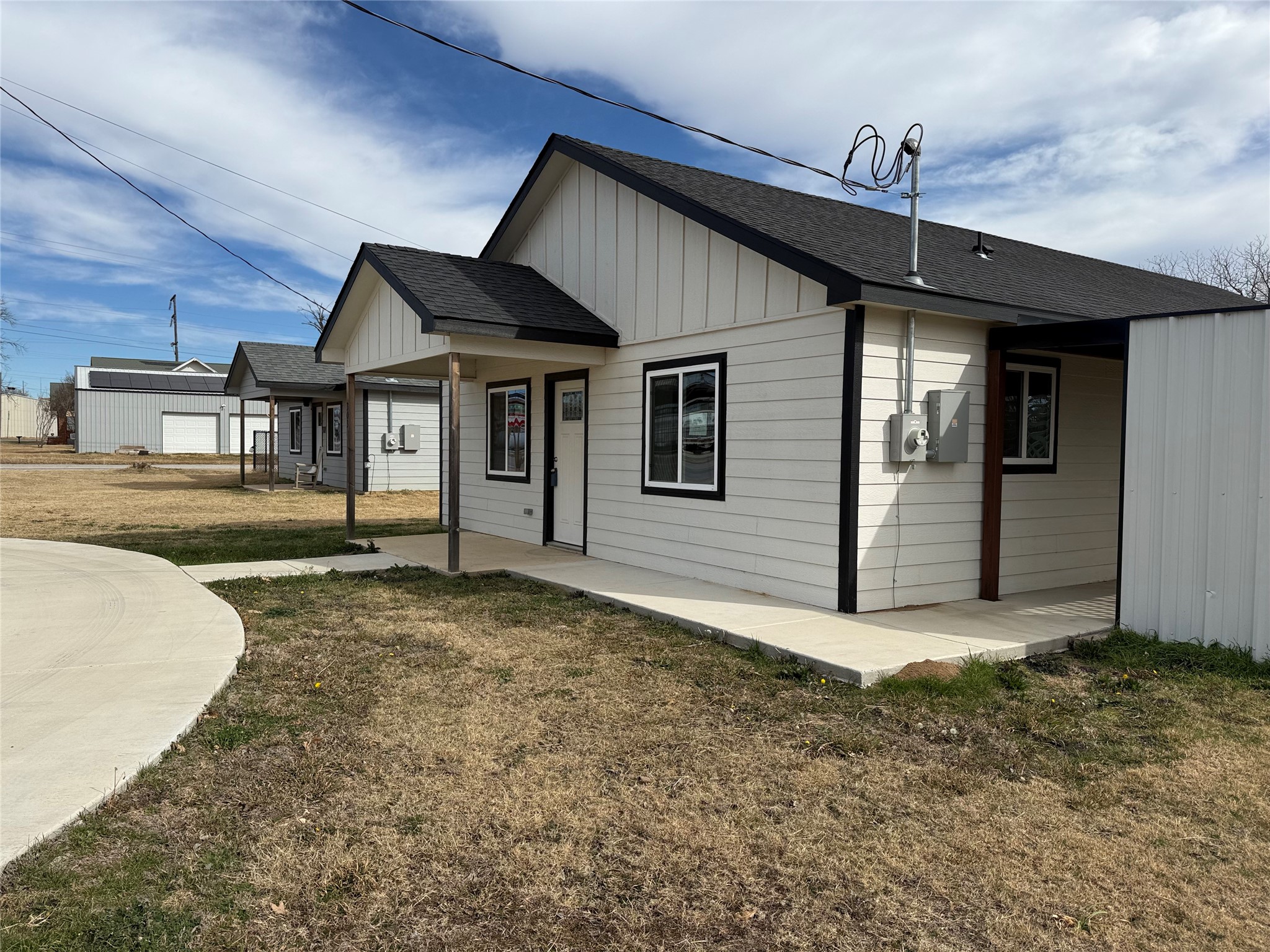 303 Ussery Street Bowie TX 76230