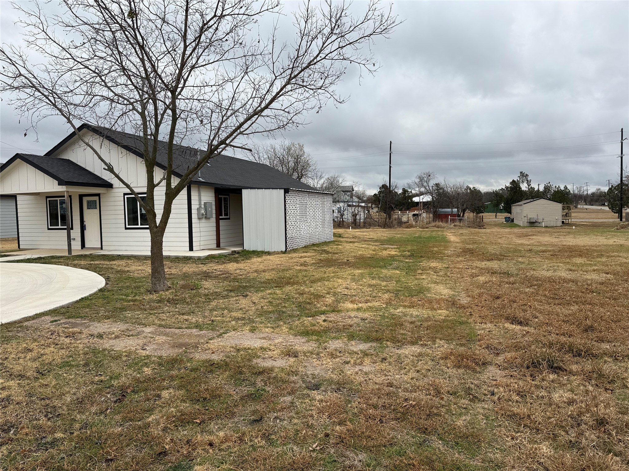 303 Ussery Street Bowie TX 76230