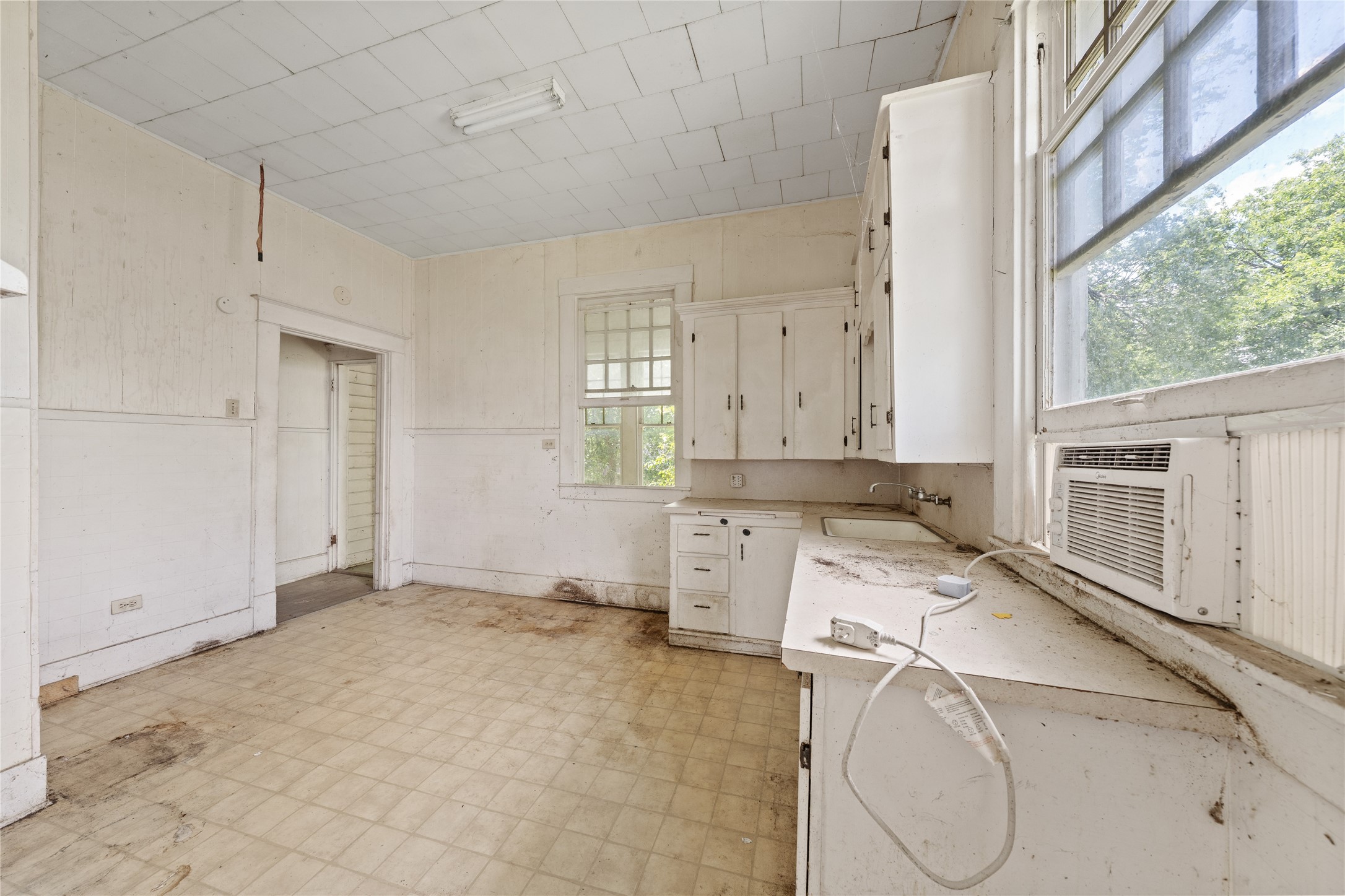 2217 Ross Avenue Waco TX 76706