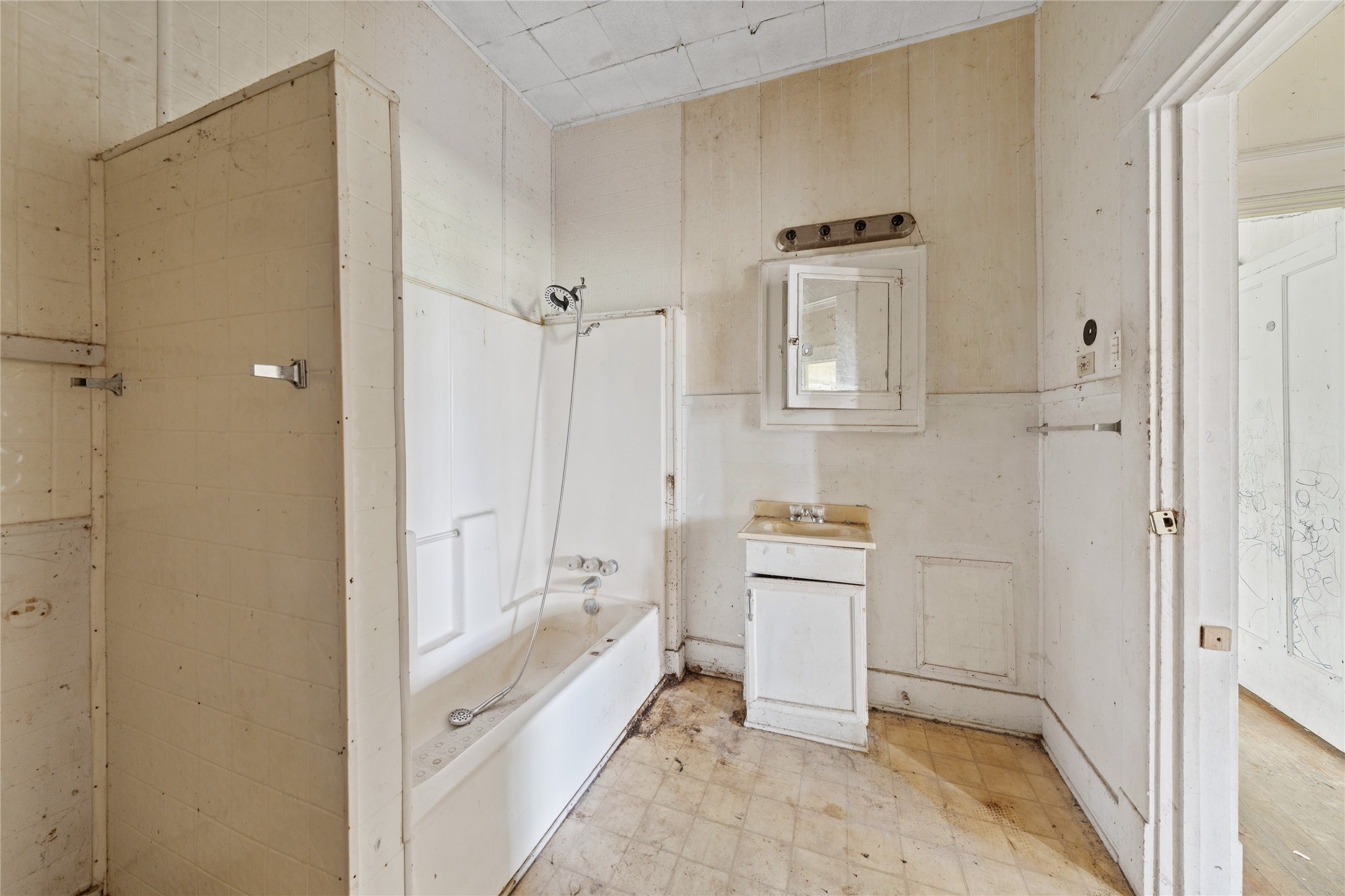 2217 Ross Avenue Waco TX 76706