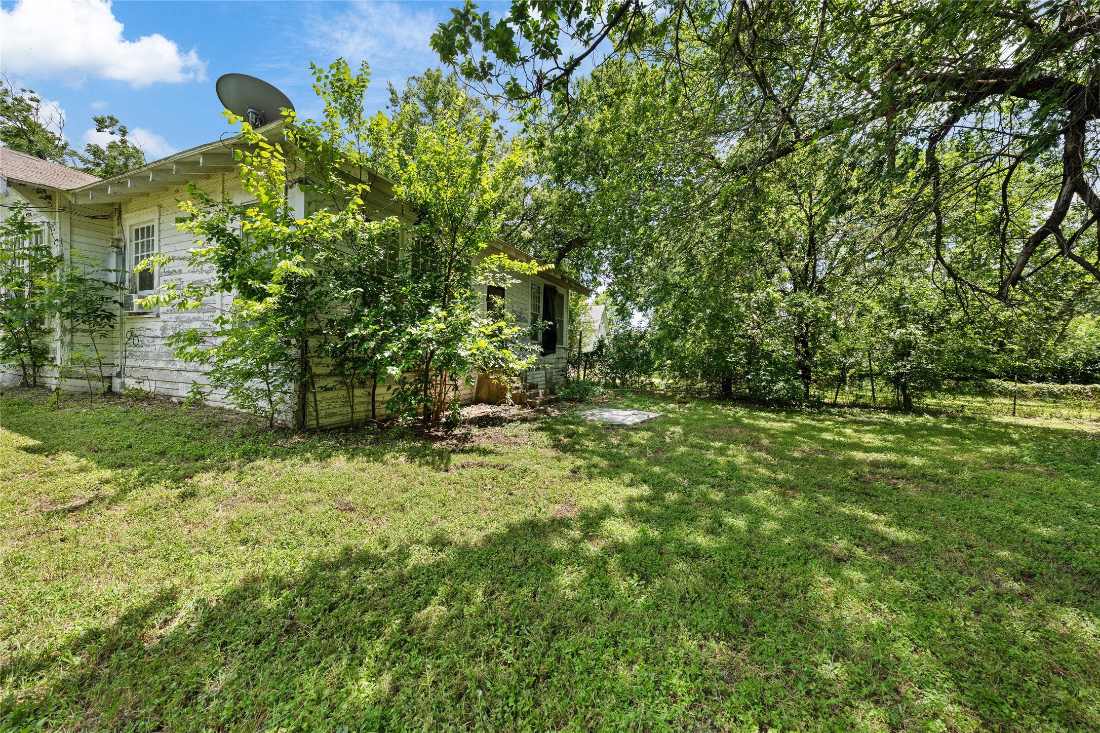 2217 Ross Avenue Waco TX 76706