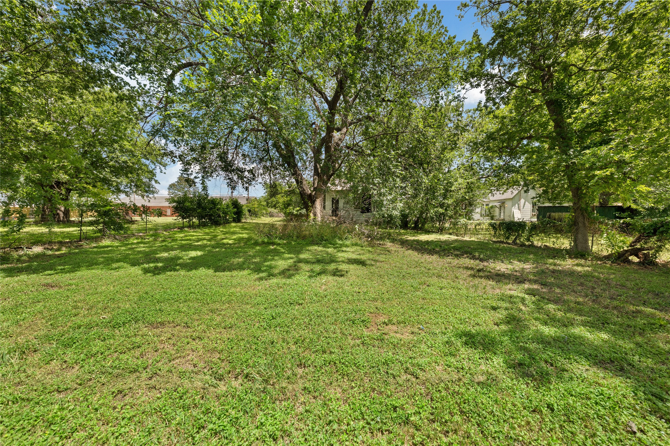 2217 Ross Avenue Waco TX 76706