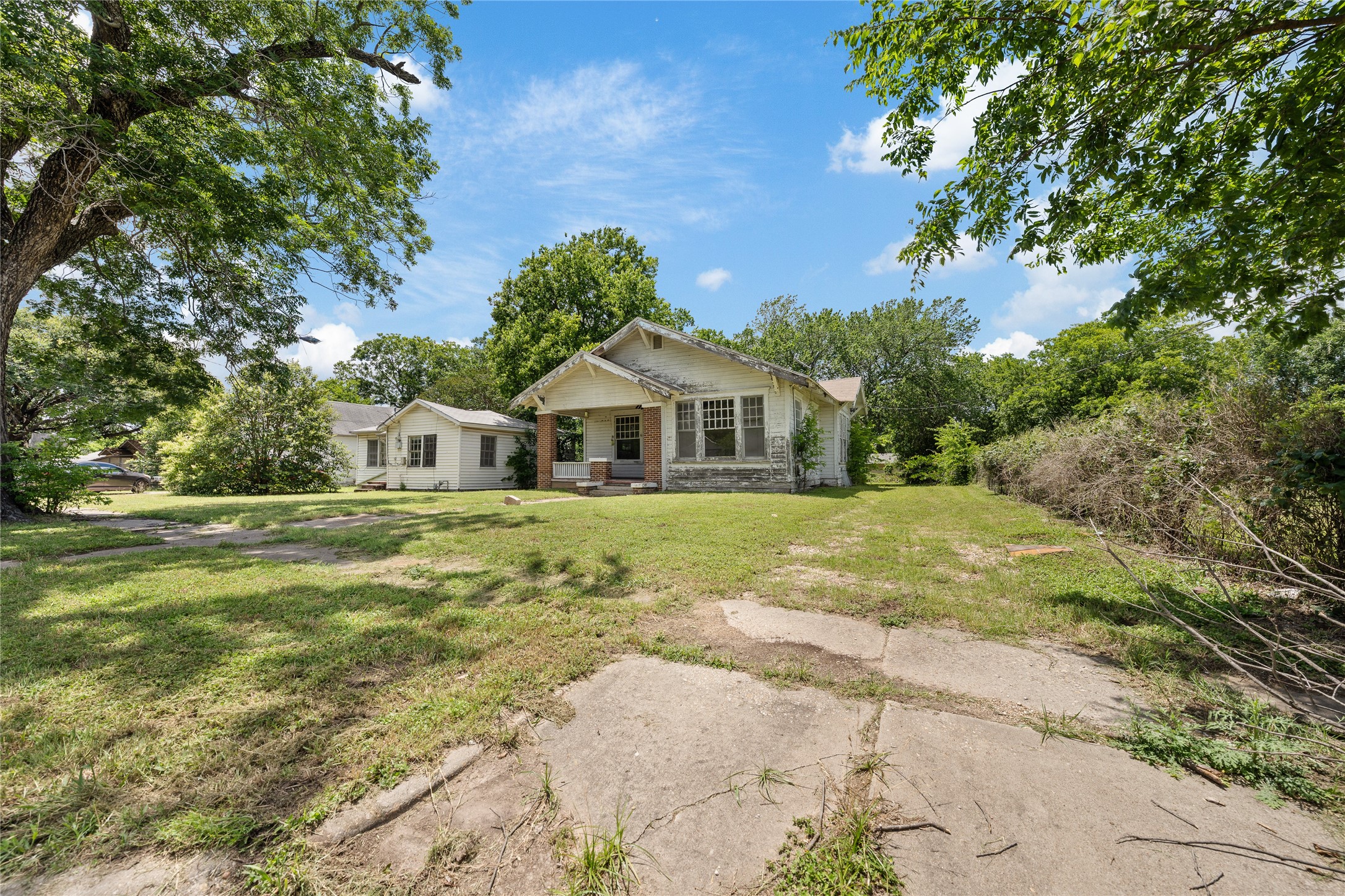 2217 Ross Avenue Waco TX 76706