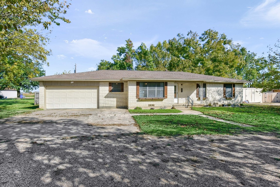 1409 Sherman Drive Whitesboro TX 76273
