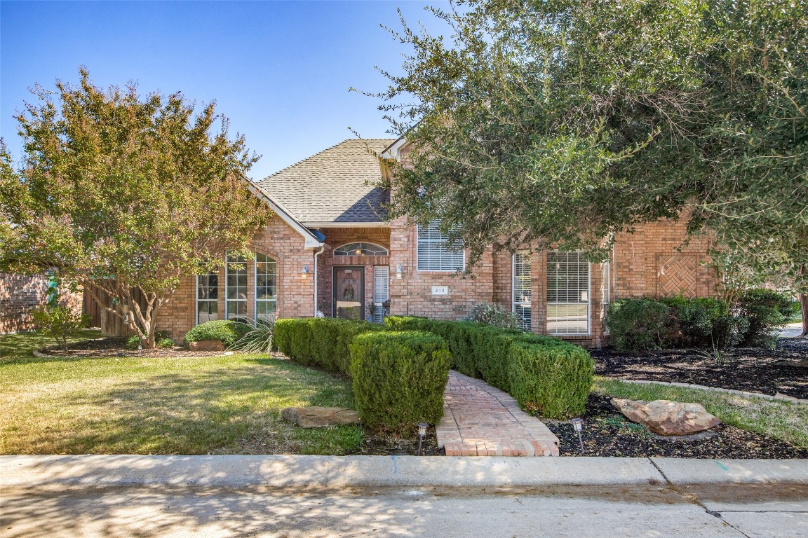213 Ledgenest Drive Mckinney TX 75072