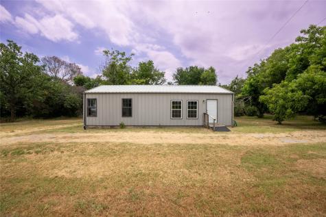 909 Fox Lane Azle TX 76020