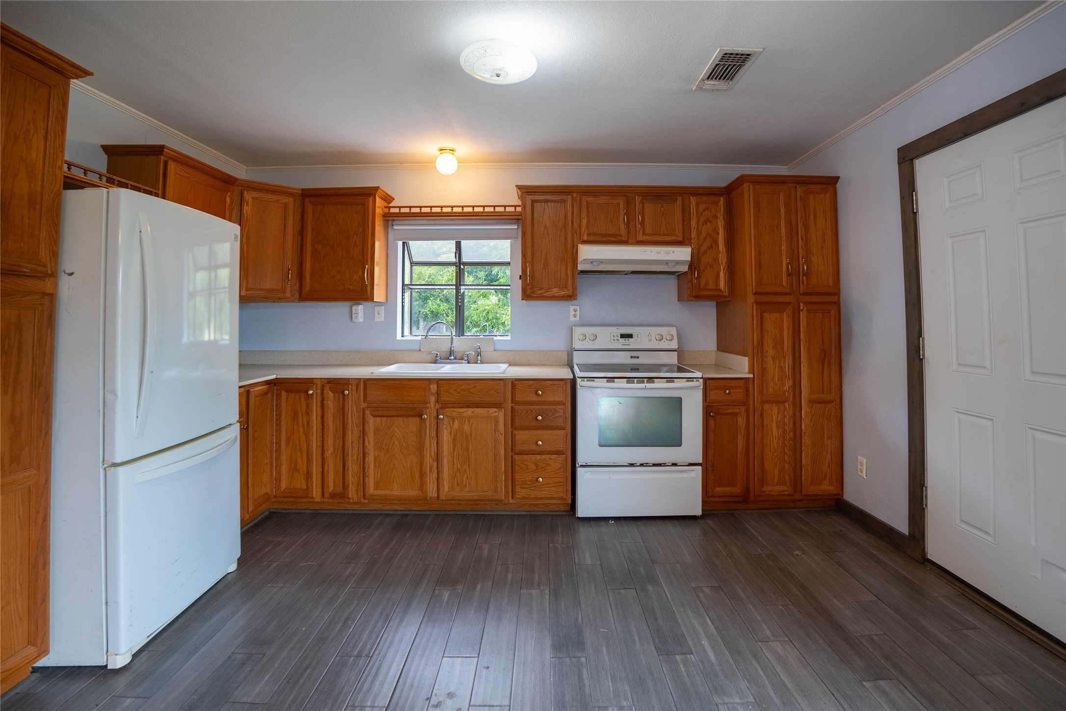 909 Fox Lane Azle TX 76020