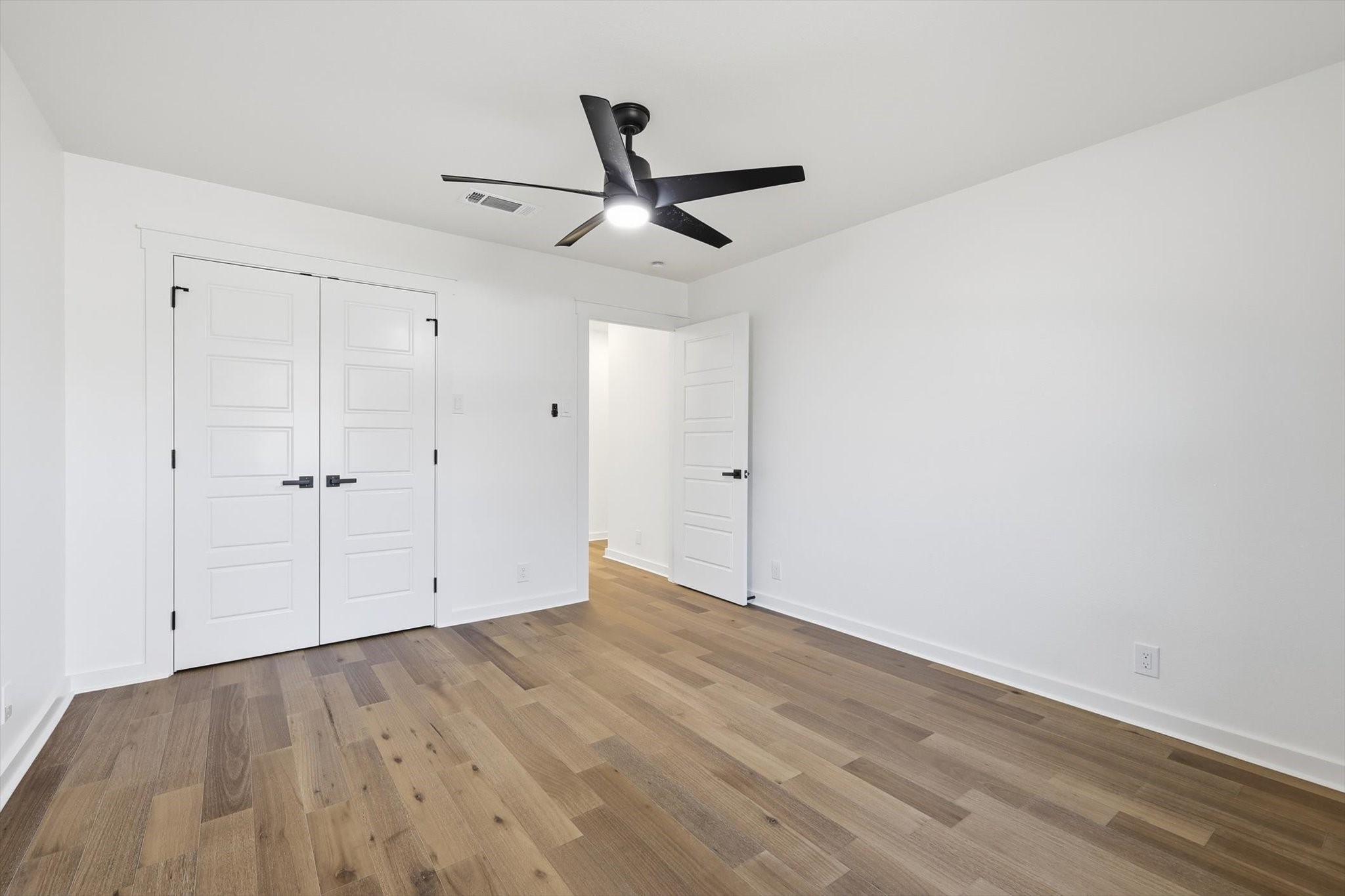 8454 Swift Avenue Dallas TX 75228