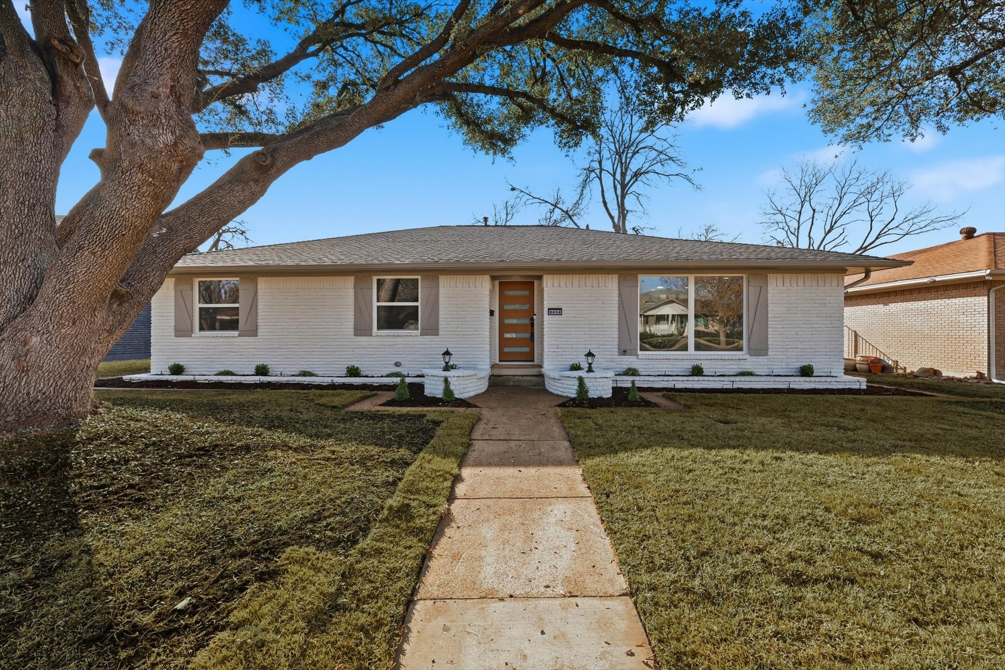 8454 Swift Avenue Dallas TX 75228