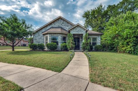 1202 Royal Avenue Duncanville TX 75137