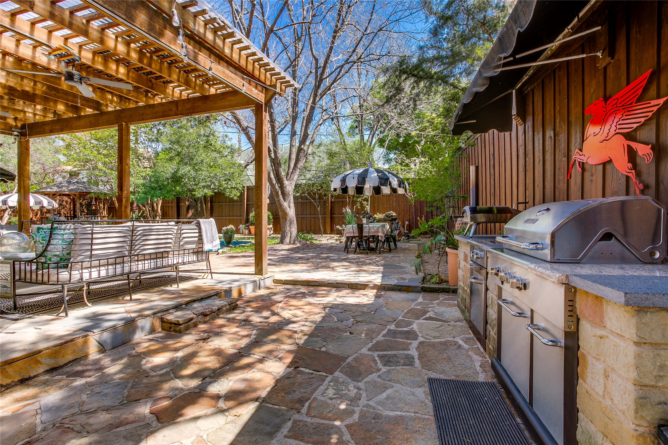 1150 N Canterbury Court Dallas TX 75208