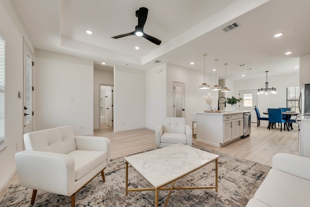 2217 Christine Avenue Fort Worth TX 76105