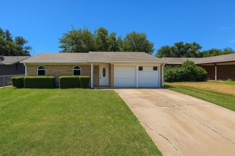 4516 Parkwood Drive Forest Hill TX 76140