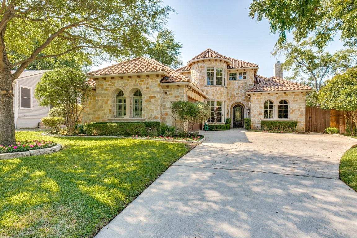 8723 Rexford Drive Dallas TX 75209