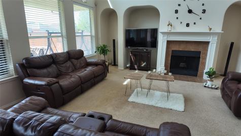 421 Roundrock Lane Fort Worth TX 76140