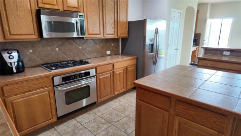 421 Roundrock Lane Fort Worth TX 76140