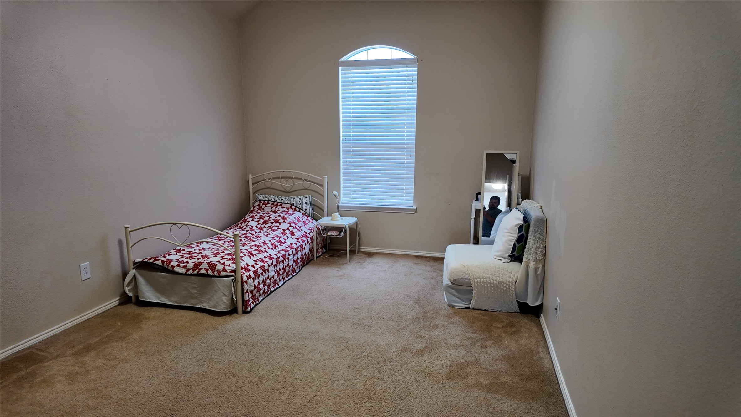 421 Roundrock Lane Fort Worth TX 76140