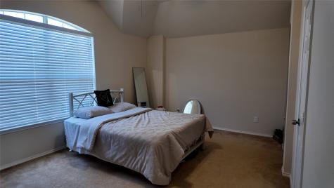 421 Roundrock Lane Fort Worth TX 76140