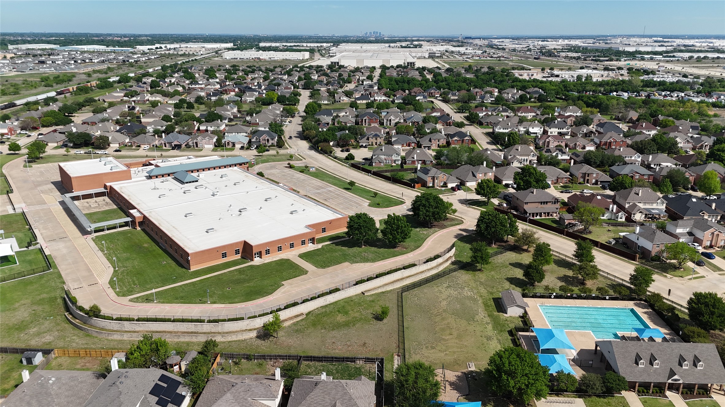 421 Roundrock Lane Fort Worth TX 76140