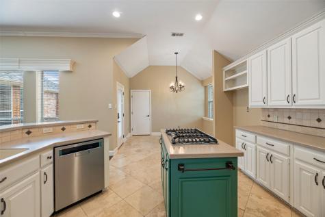 4200 Mesa Drive Carrollton TX 75010