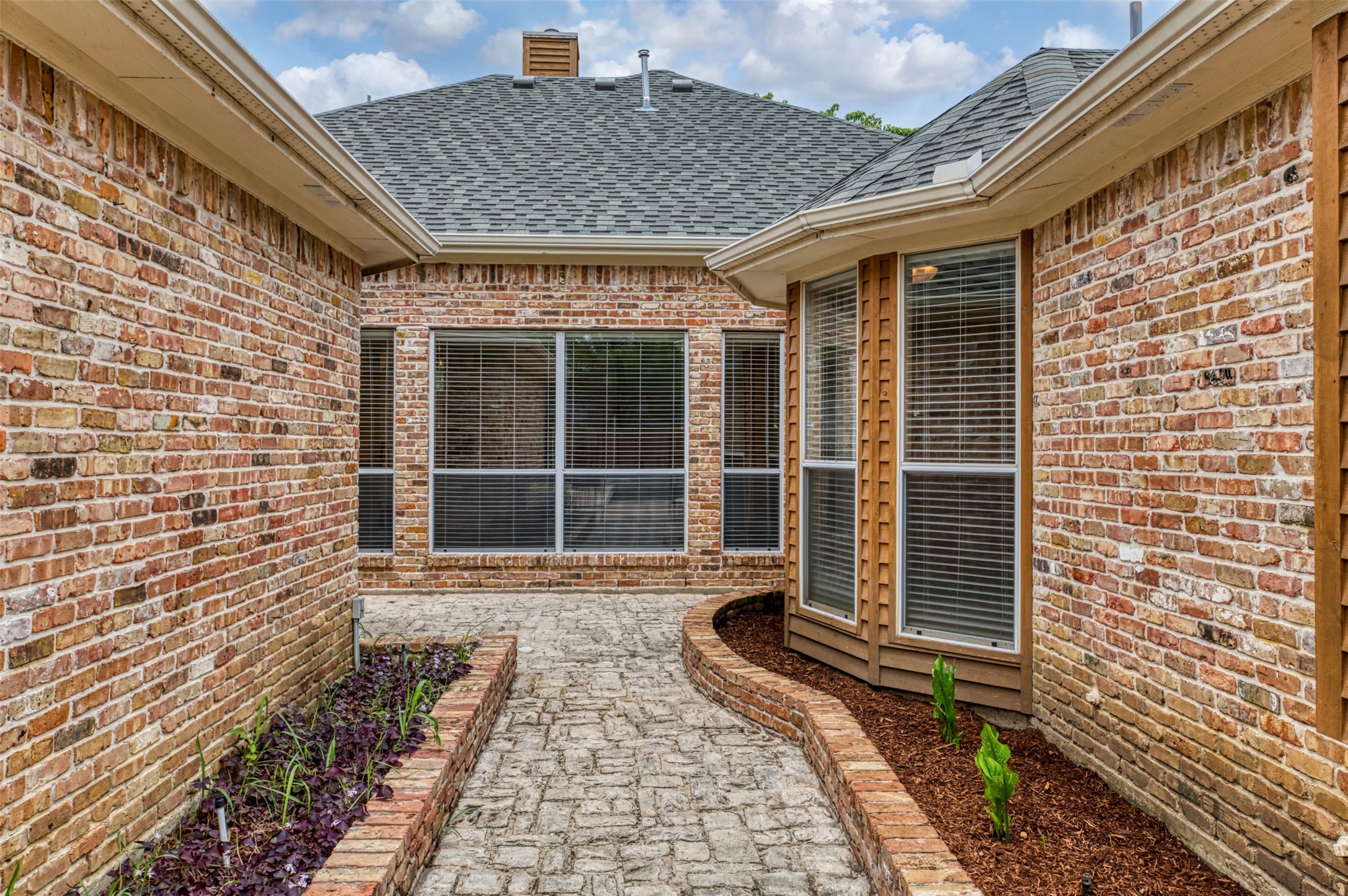 4200 Mesa Drive Carrollton TX 75010