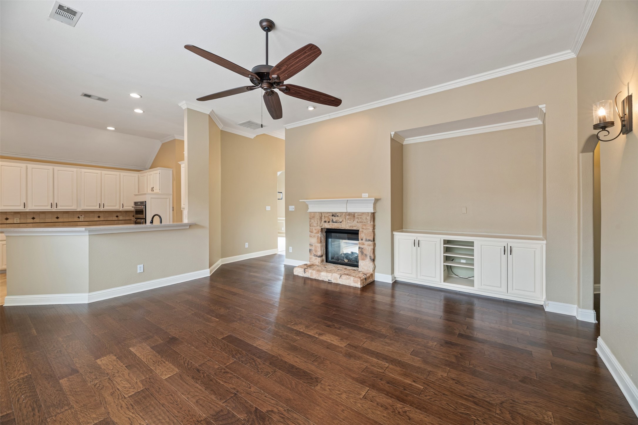 4200 Mesa Drive Carrollton TX 75010