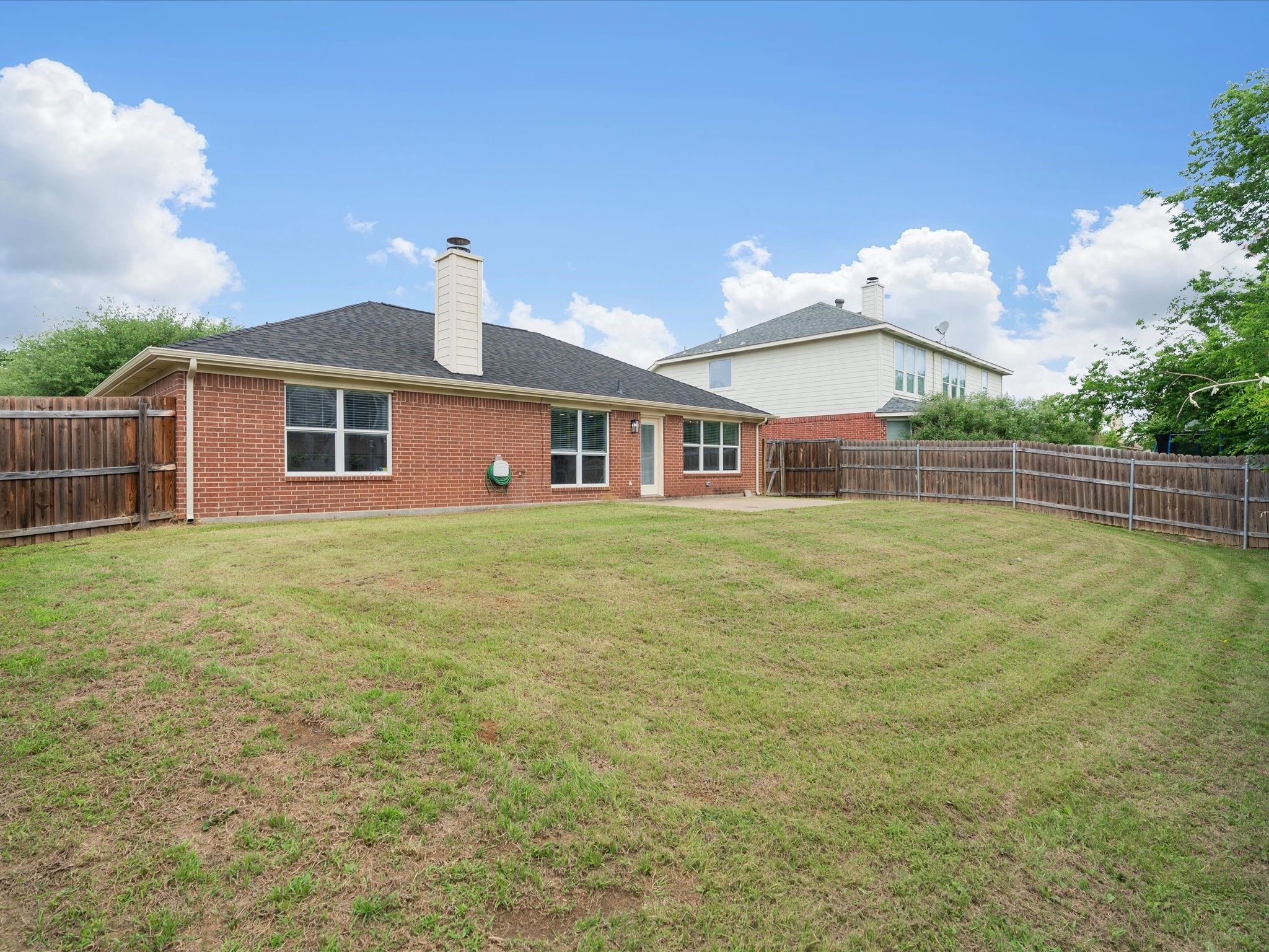 1821 Kingsbrook Trail Fort Worth TX 76120