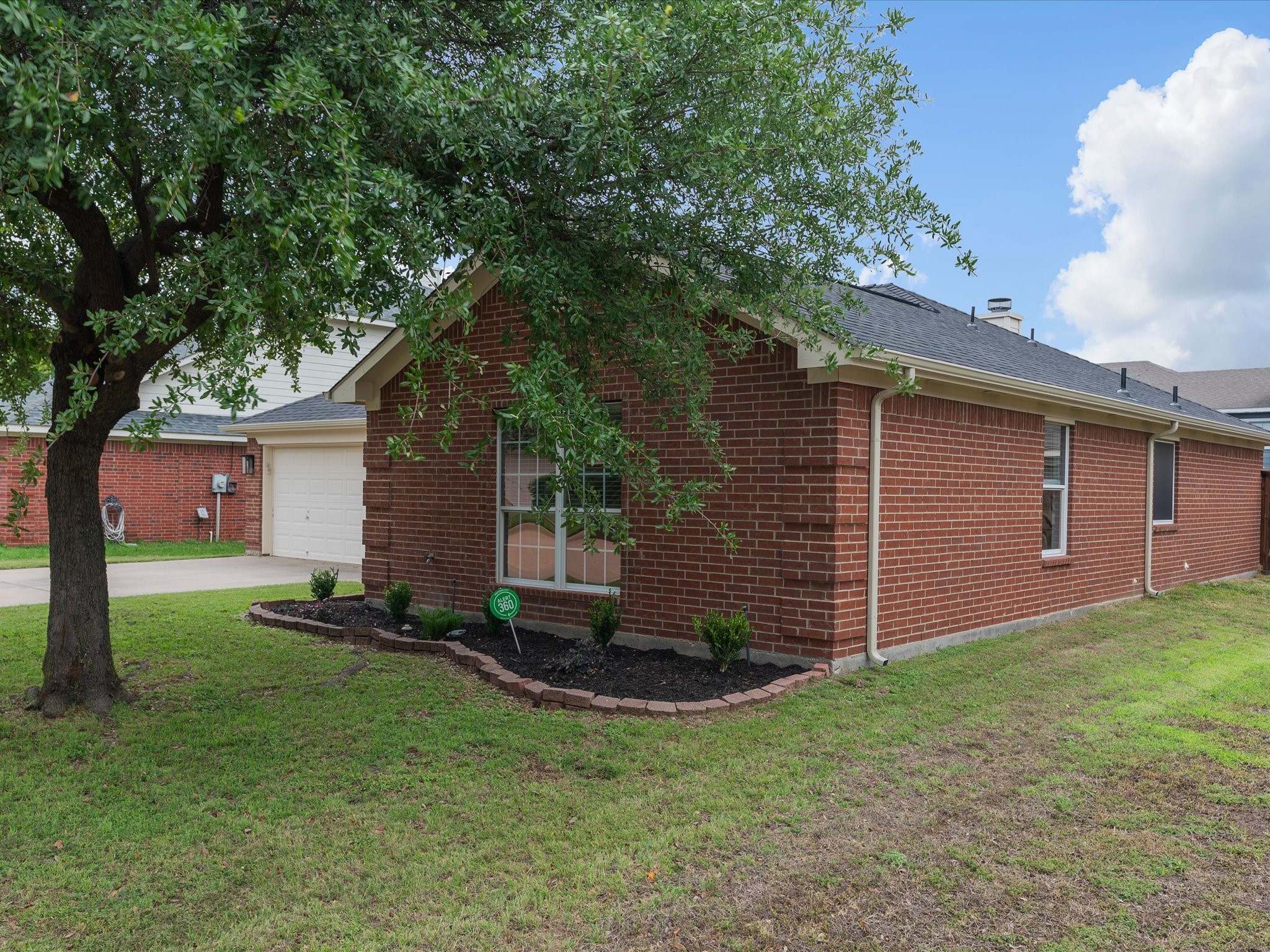 1821 Kingsbrook Trail Fort Worth TX 76120