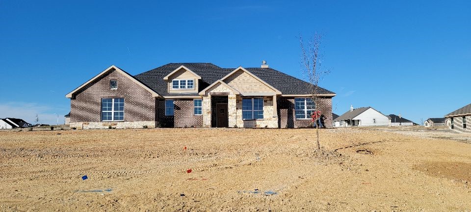 1041 Winecup Lane Weatherford TX 76085