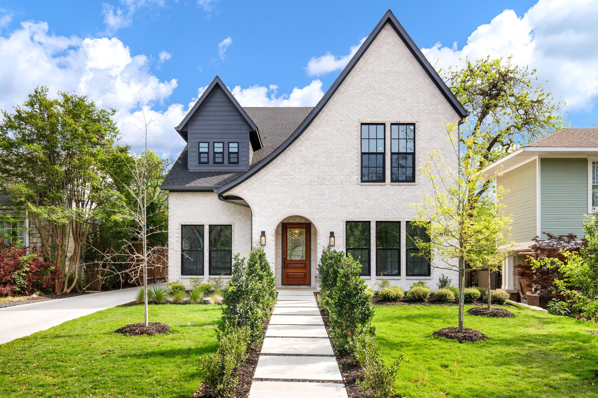 6162 Prospect Avenue Dallas TX 75214