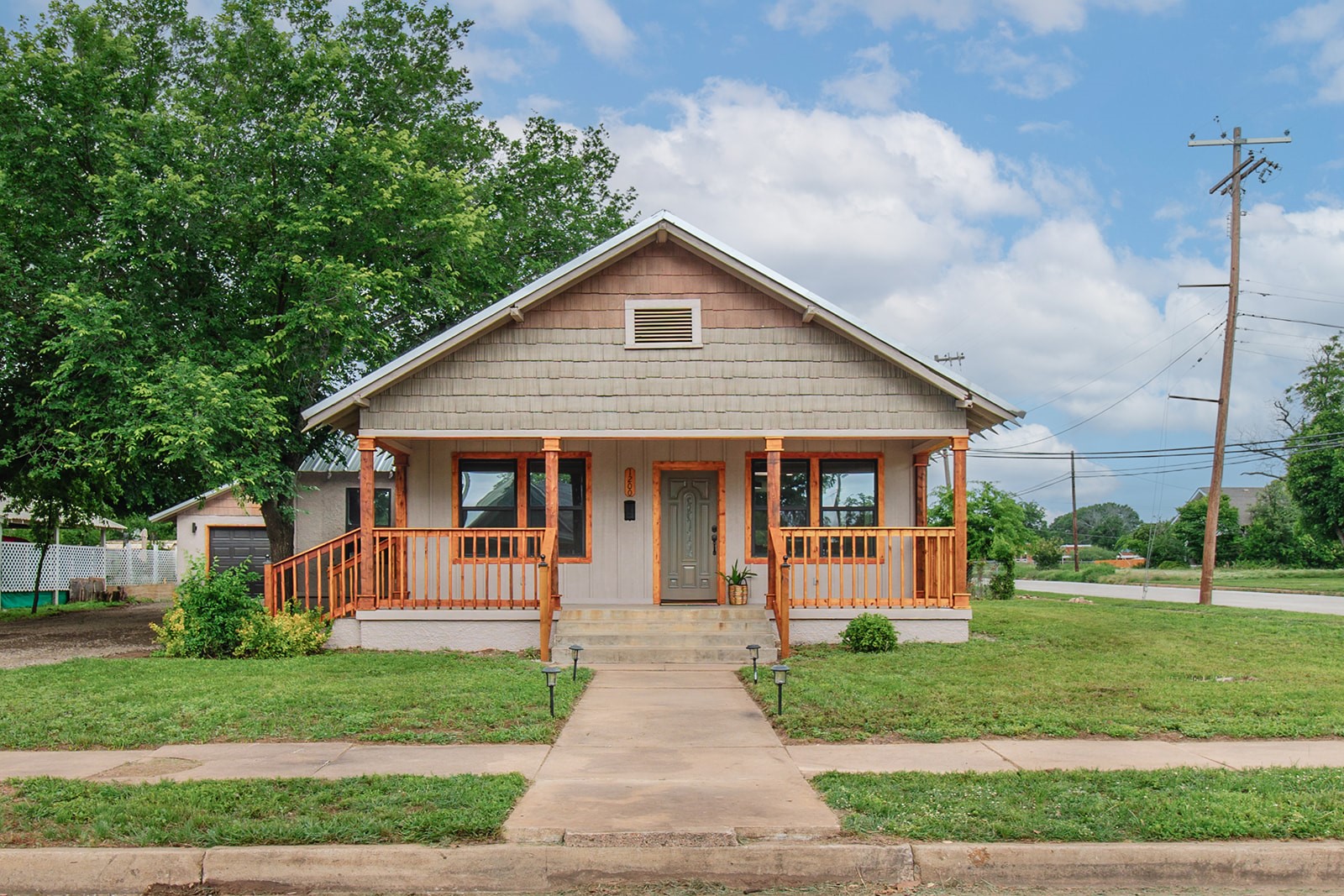 1200 S High Brady TX 76825