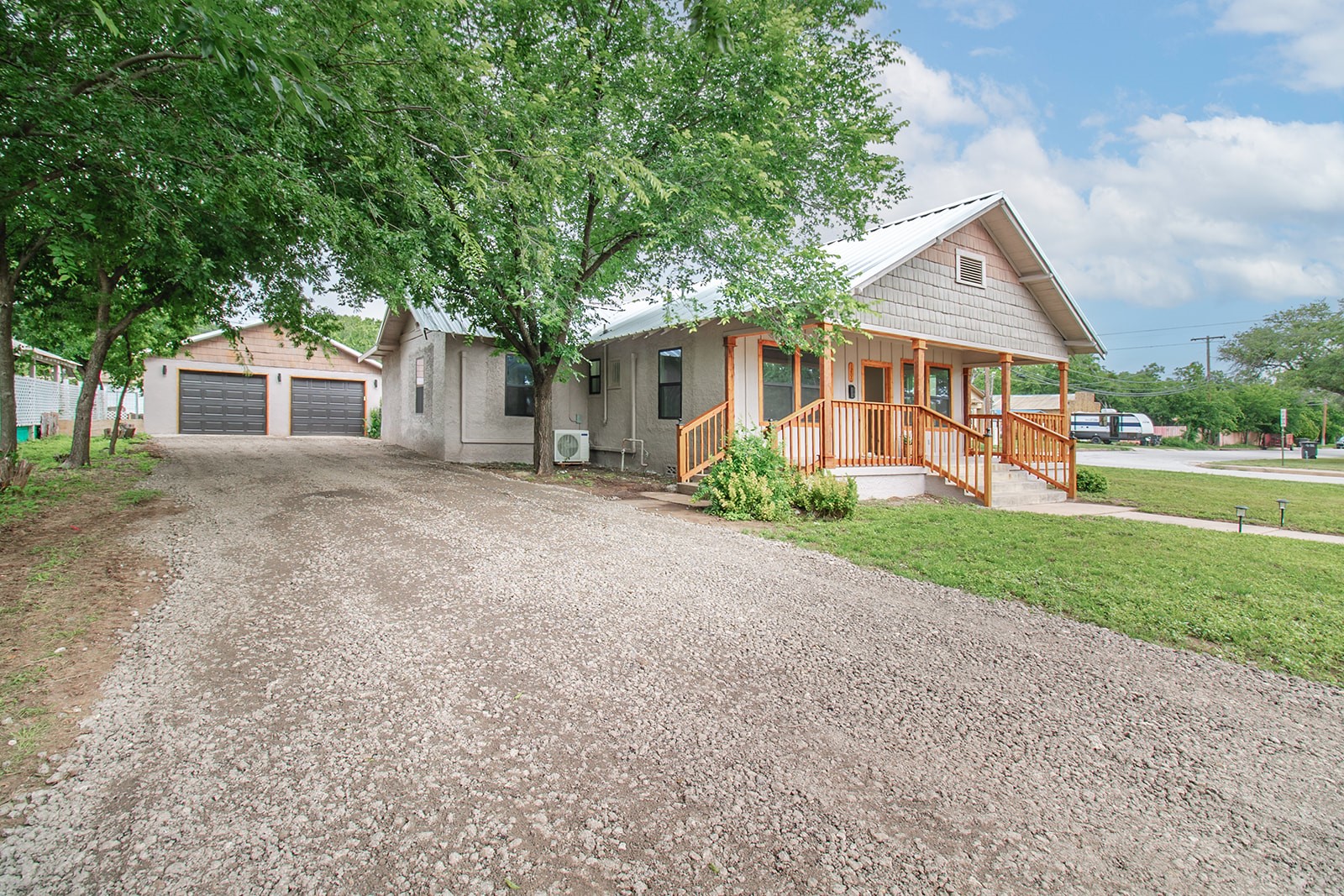 1200 S High Brady TX 76825