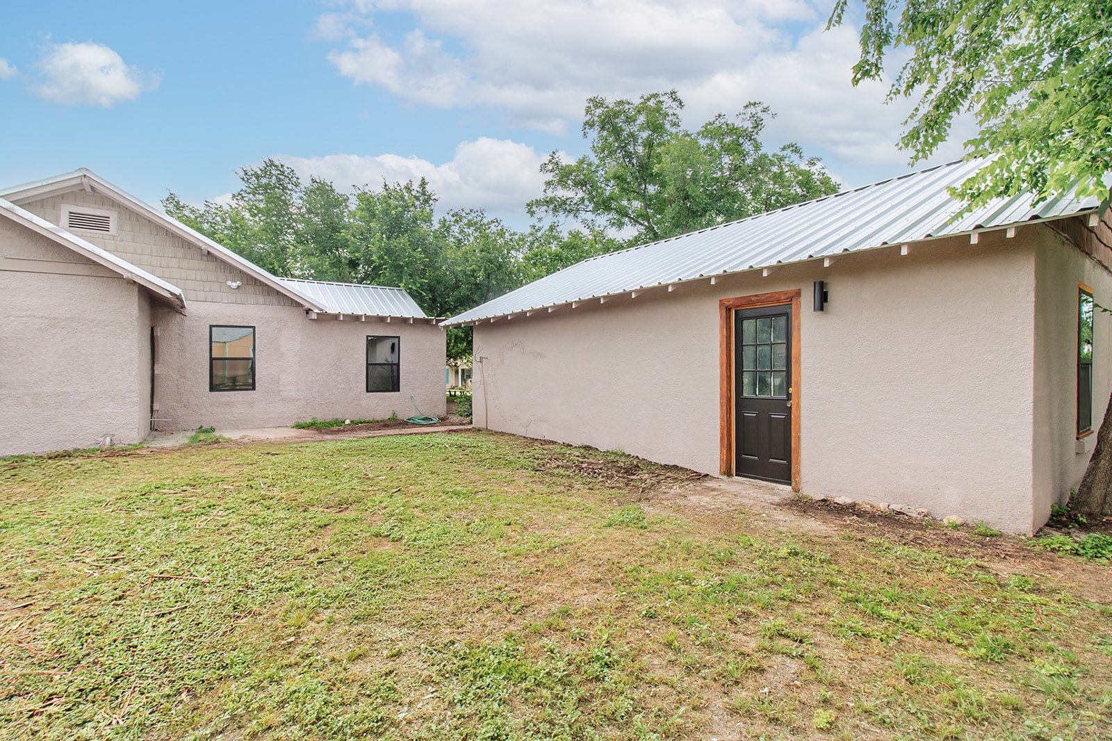 1200 S High Brady TX 76825