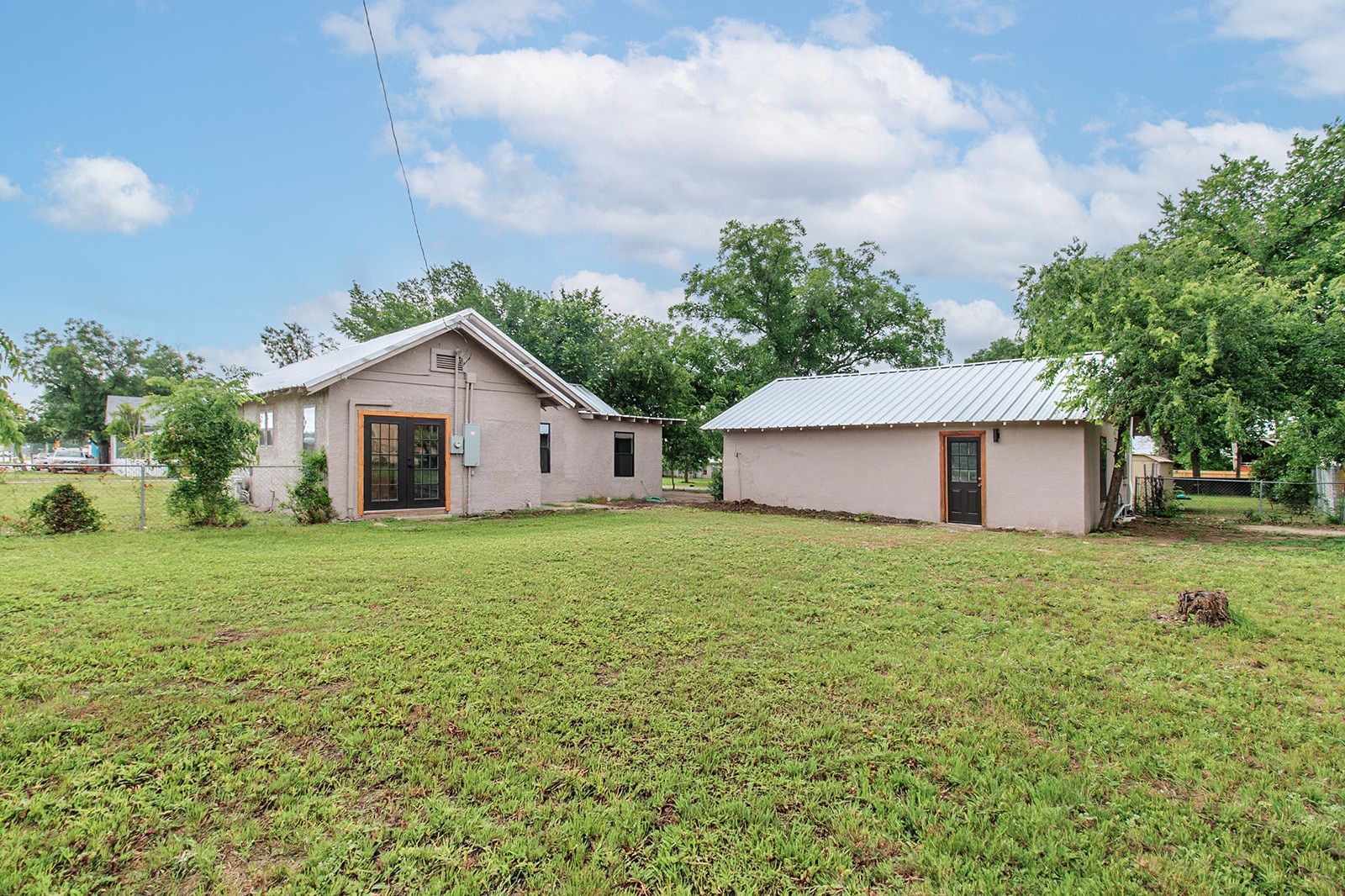 1200 S High Brady TX 76825