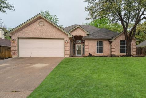 7021 Timberlane Drive North Richland Hills TX 76182