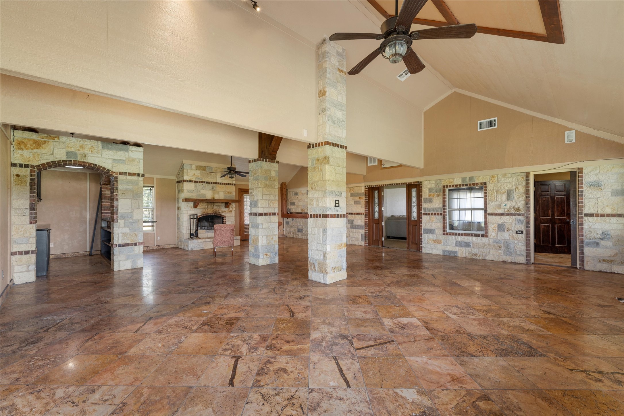 3433 W Tours Road West TX 76691