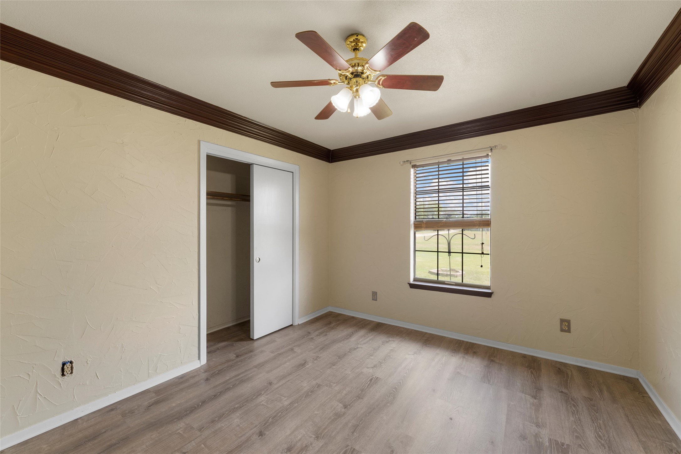 3433 W Tours Road West TX 76691