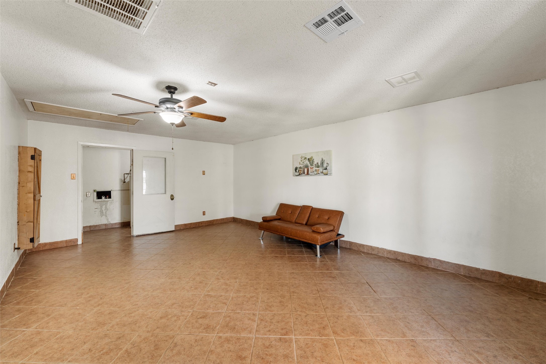 3433 W Tours Road West TX 76691
